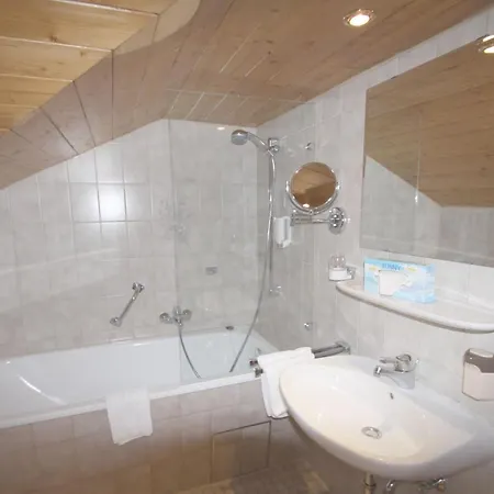 Hotel Biohotel Garmischer Hof 4*