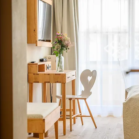 Hotel Biohotel Garmischer Hof 4*